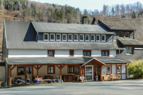  Landhotel Baumwipfel  Виллинген